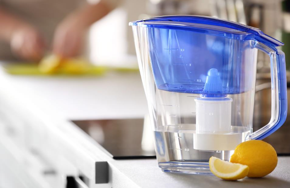 Cleaning Water Filter Pitcher